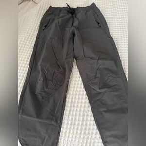 American Eagle Outfitters Men's Dark Gray nylon joggers SZ M